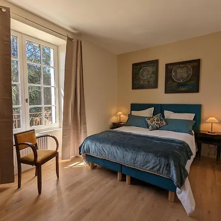 Casa rural Grande Maison Familiale Avec Piscine Chauffée, Wifi Et Parking à - Fr-1-653-284 *