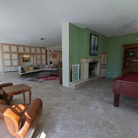 Grande Maison Familiale Avec Piscine Chauffée, Wifi Et Parking à - Fr-1-653-284 Casa rural *