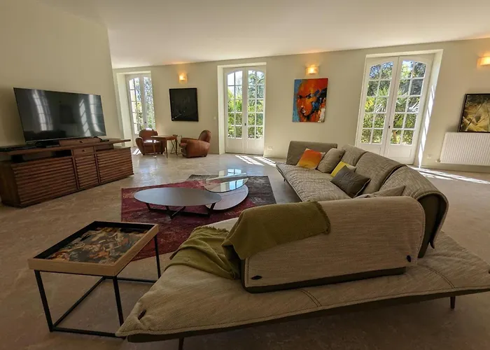 Grande Maison Familiale Avec Piscine Chauffee, Wifi Et Parking A - Fr-1-653-284 Σπίτι διακοπών *