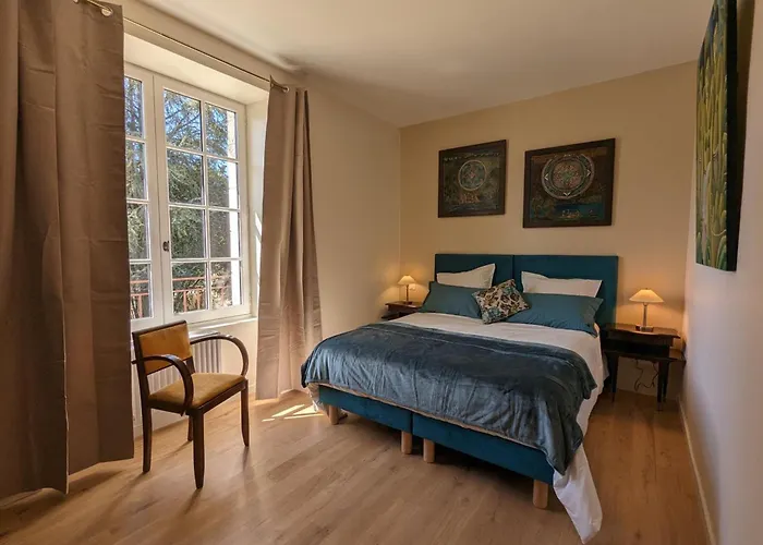 Сasa de vacaciones Grande Maison Familiale Avec Piscine Chauffée, Wifi Et Parking à - Fr-1-653-284 *