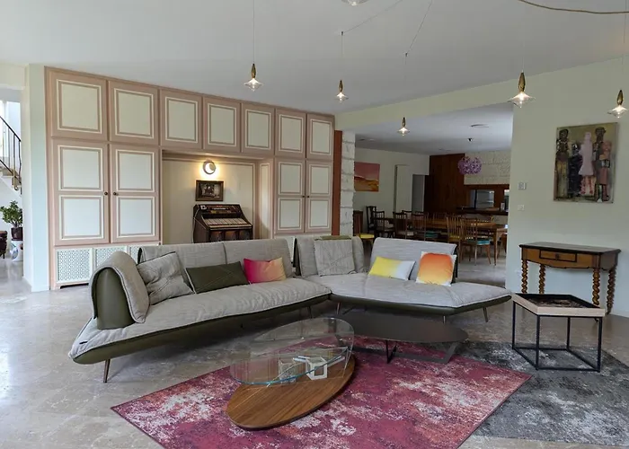 Grande Maison Familiale Avec Piscine Chauffée, Wifi Et Parking à - Fr-1-653-284 Сasa de vacaciones