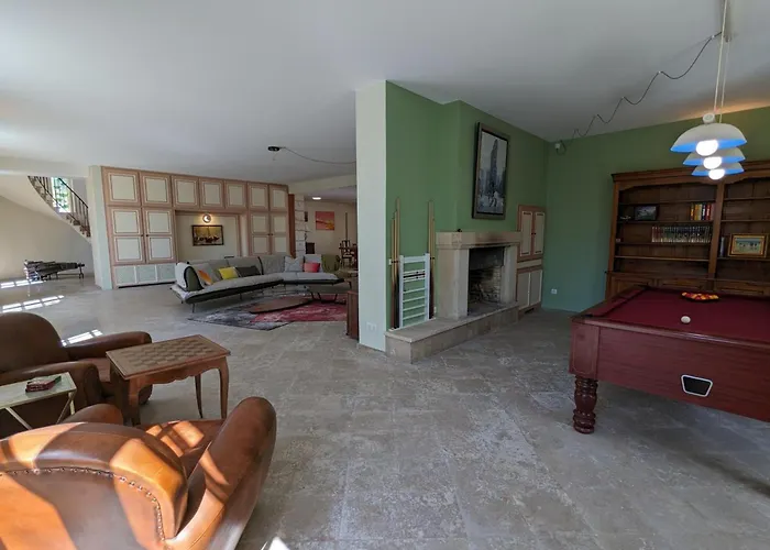 Grande Maison Familiale Avec Piscine Chauffée, Wifi Et Parking à - Fr-1-653-284 Сasa de vacaciones *