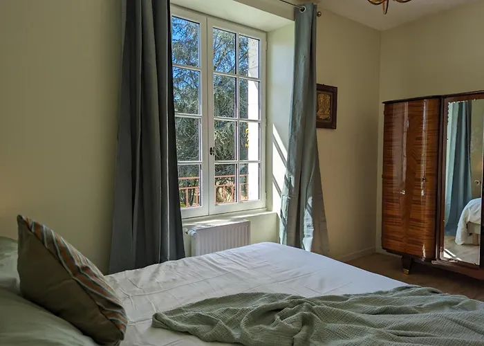 Сasa de vacaciones Grande Maison Familiale Avec Piscine Chauffée, Wifi Et Parking à - Fr-1-653-284 *